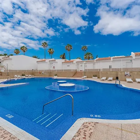 Summer Dream - Island Village